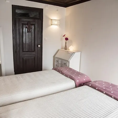 Casa Do Poeta Venutra Bombarral