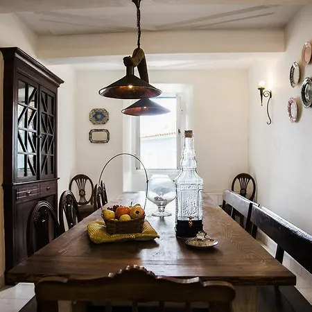 Casa Do Poeta Venutra